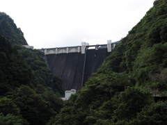 浦山ダム堰堤　正面