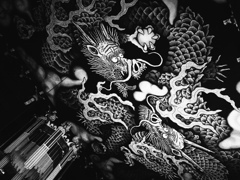 モノクロ双龍図