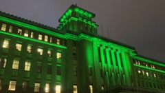 神奈川県庁 イエローグリーン・ライトアップ