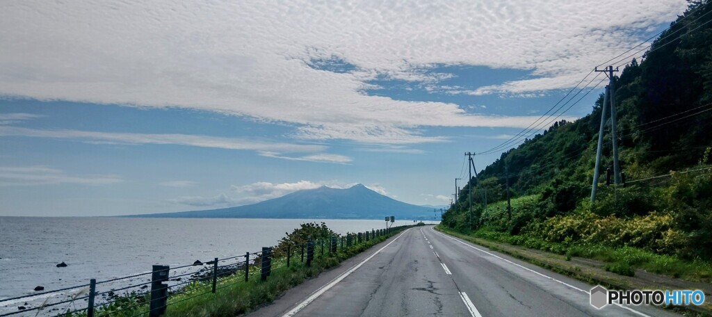 海に突き出る 道南 駒ケ岳