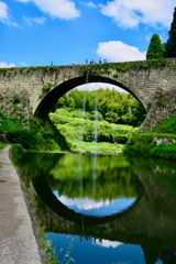 涼をよぶ石の円環 涼をよぶ石の円環