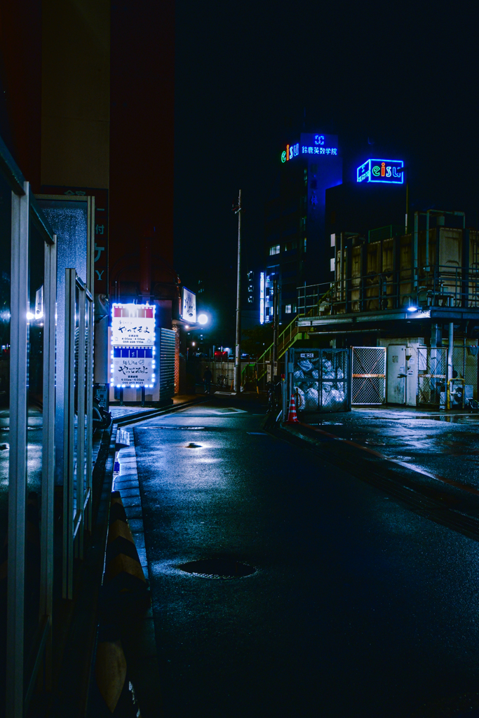 路地裏