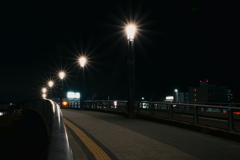 夜の橋