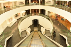 エスカレーターによるタイムトラベル