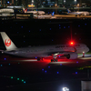 夜の羽田空港