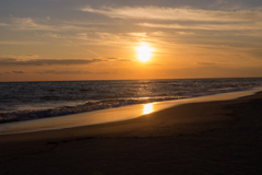 夕焼けの海岸