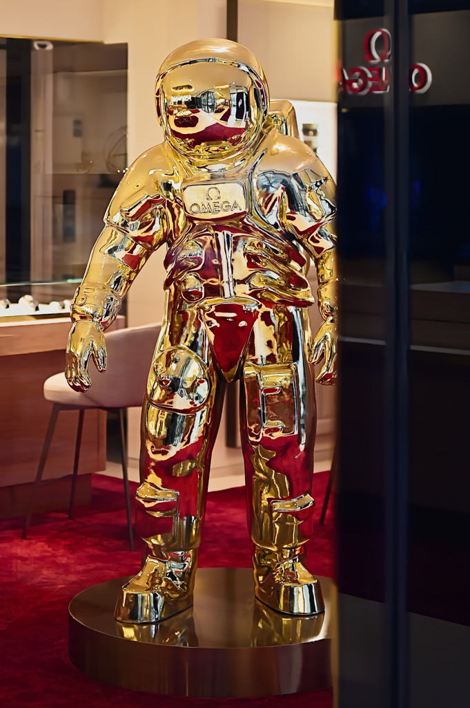 オメガ ②　「いらっしゃいませ」