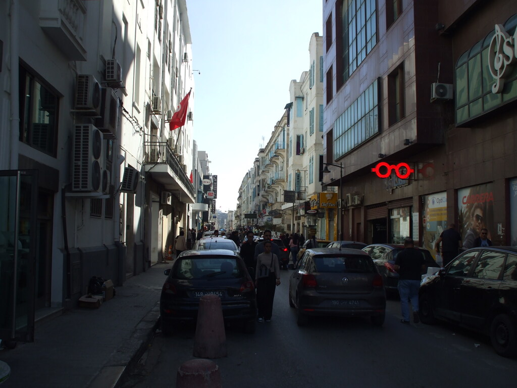 2025.11.08 チュニス町並み