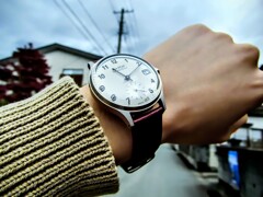 曇り空、新しい時計。