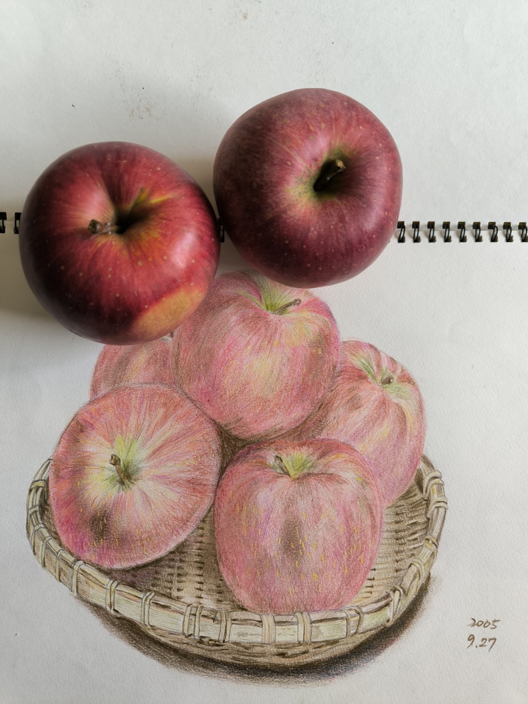 どちらのリンゴもおいしそう