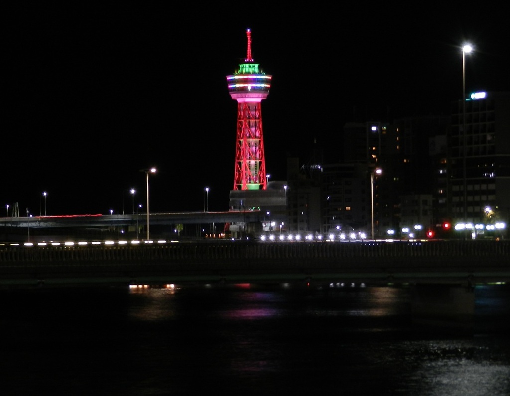 夜の博多ポートタワー　1