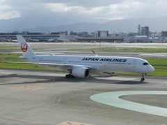JAL  A350  JA06XJ   