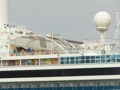 博多港に寄港のADORA MAGIC CITY　6