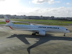 JAL  A350  JA04XJ   2