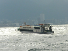関門海峡を航行する船舶　6