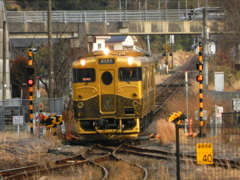 豊後森駅を通過の或る列車　②