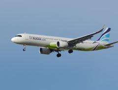 エアプサンA321　福岡空港ランディング