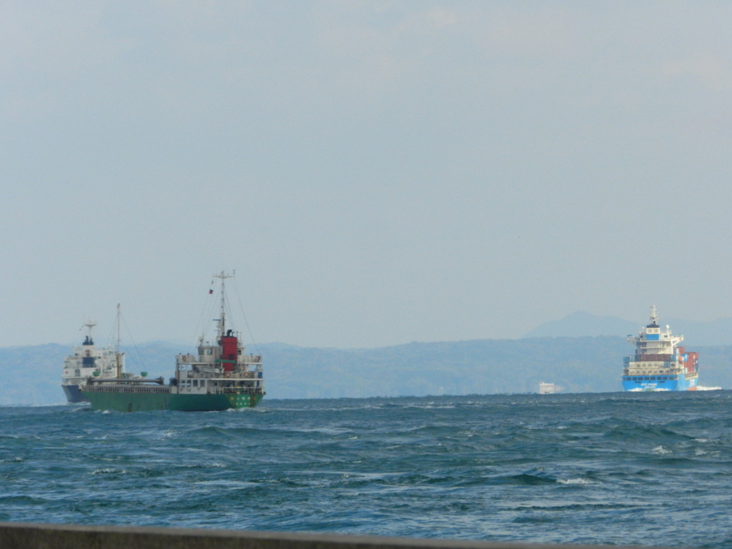 関門海峡を航行する船舶　4