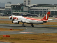 福岡空港へランディング tway A330