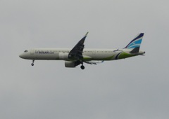 福岡空港へランディングのエアプサン