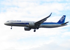 ANA A321neo 福岡空港ランディング
