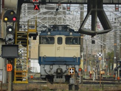 下関車両所にてEF65