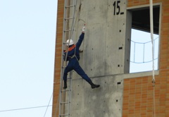 消防士の訓練　3