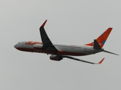 福岡空港を離陸のJEJU AIR B737-800  3