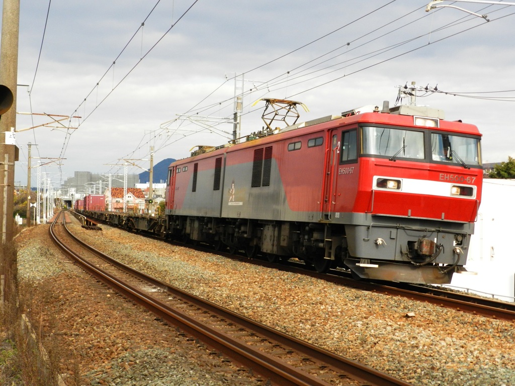 千早～箱崎を通過のEH500貨物　3