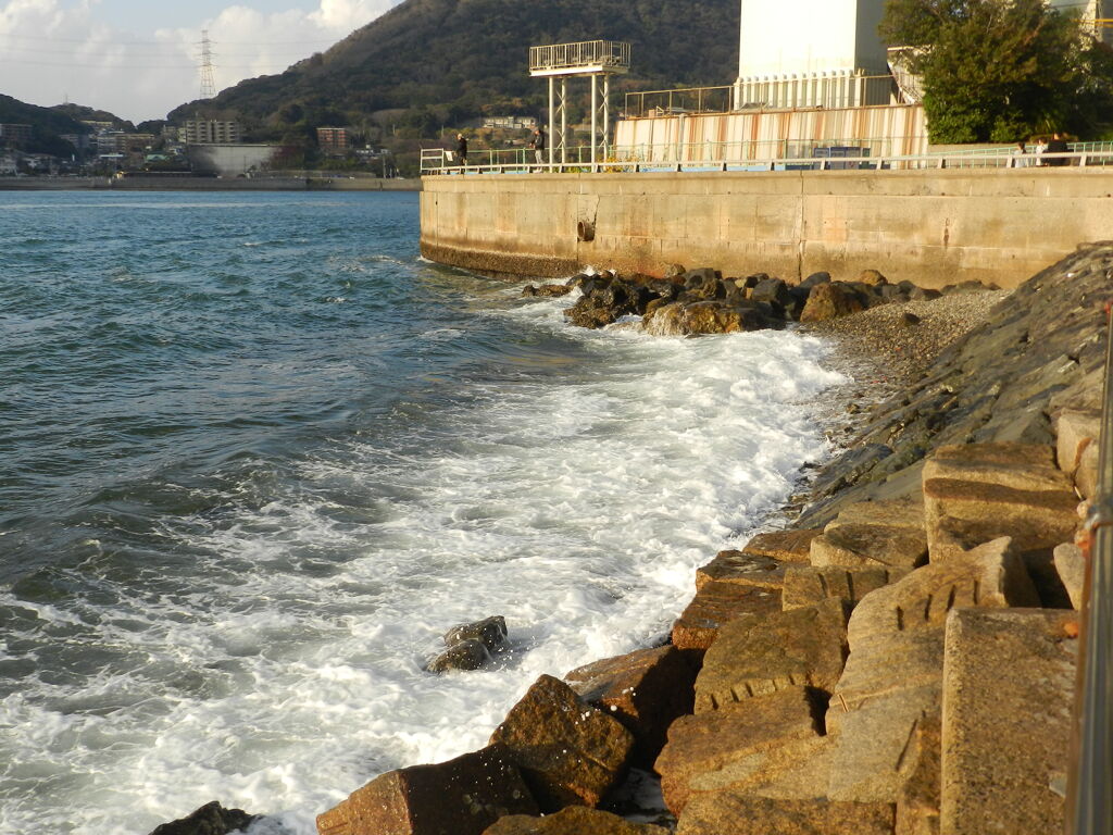 関門海峡の波　4