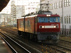 下関駅を通過のEH500機関車　1