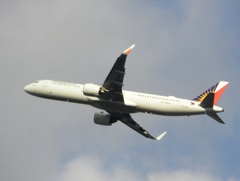福岡空港離陸のフィリピン航空A321