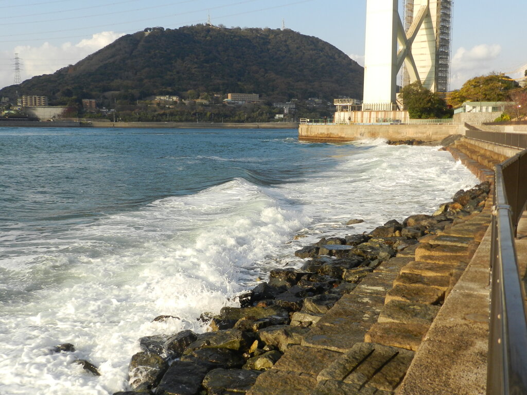 関門海峡の波　6