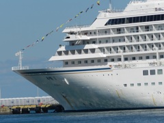 飛鳥Ⅱ 博多港寄港 2 飛鳥Ⅱ 博多港寄港 2