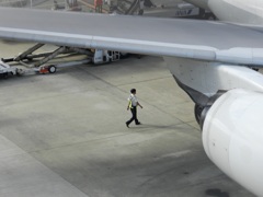 ANA B777-300　出発準備　6