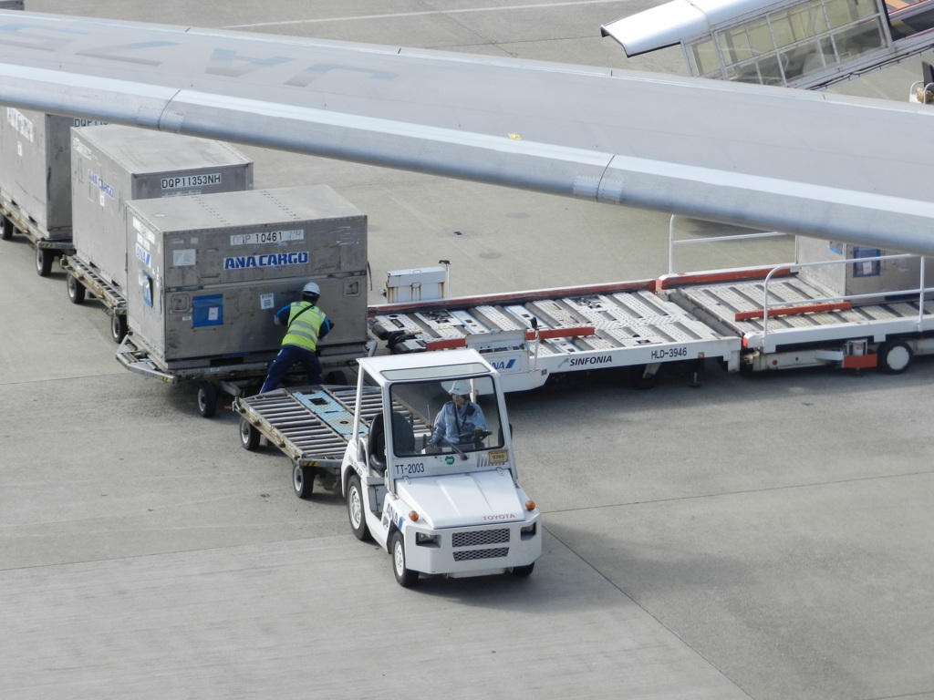 ANA B777-300　出発準備　5