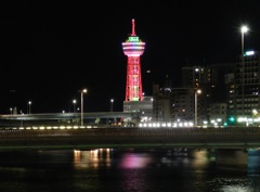 夜の博多ポートタワー　2