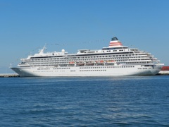 飛鳥Ⅱ 博多港寄港 1 飛鳥Ⅱ 博多港寄港 1