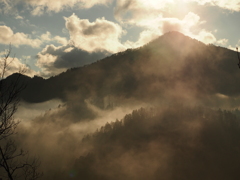 冷気を纏う鷹取山