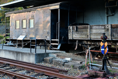 風化のホームにて