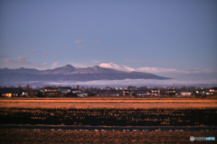 夕暮れと浅間山