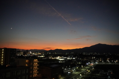 今日も空の色が変わる