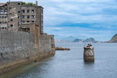 軍艦島の釣り人