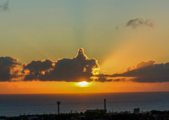 夕陽が背中を押してくる
