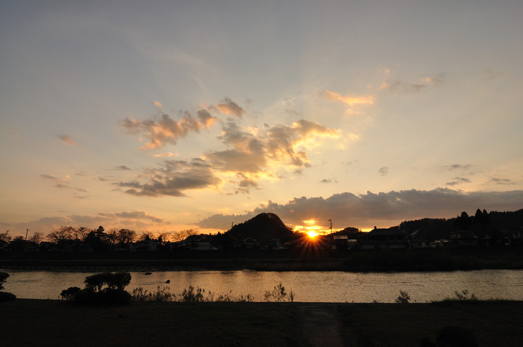 みちのく小京都の夕陽