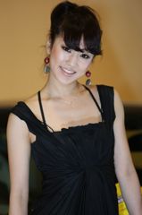 オートトレンド　木村綾乃さん