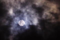 風雲と十六夜（いざよい）