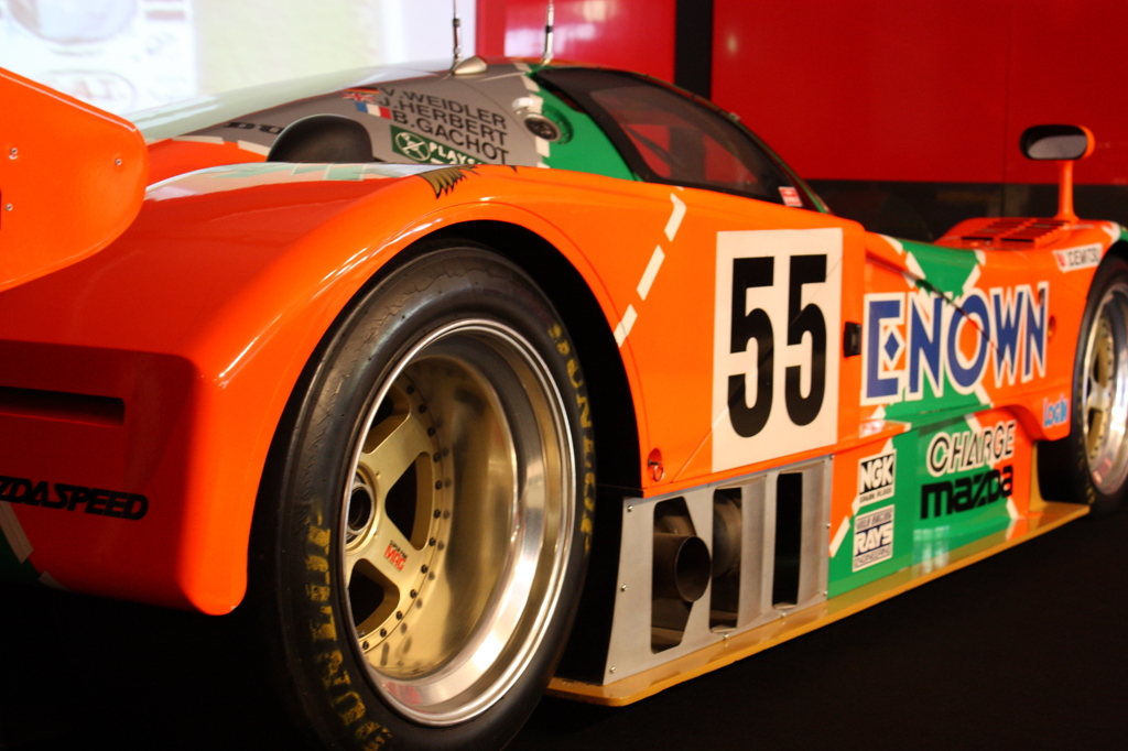 787B_048