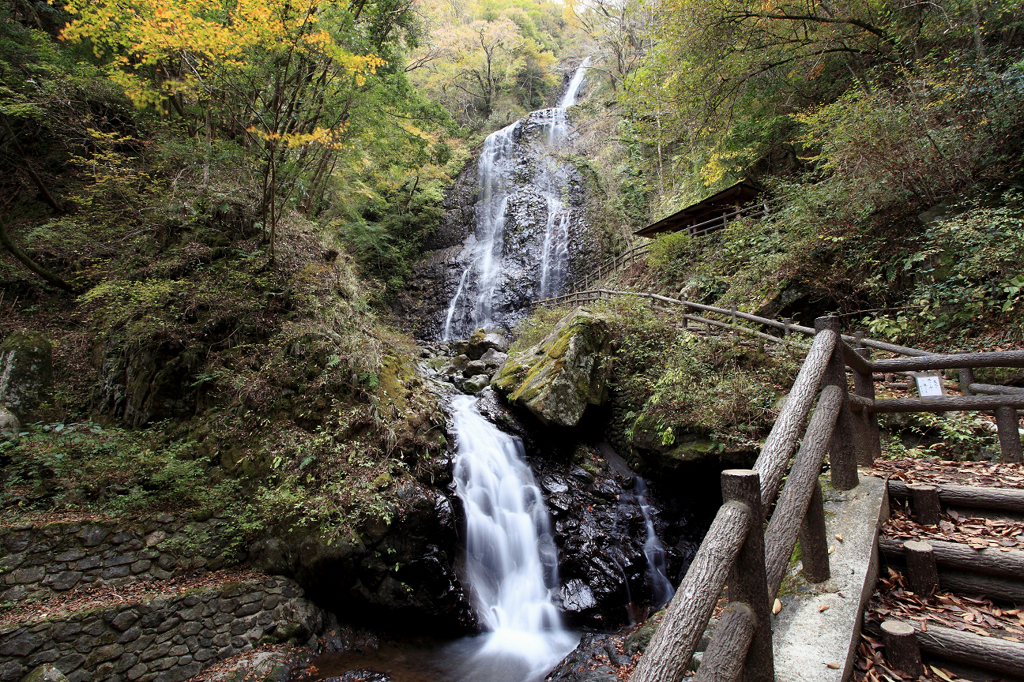 白猪の滝