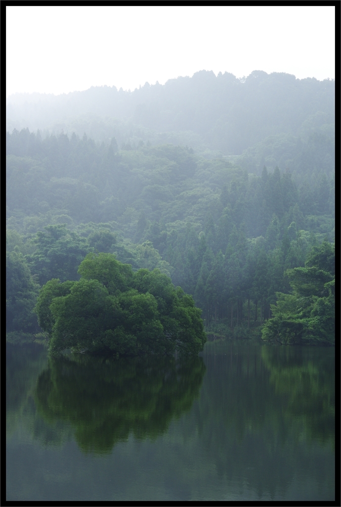 湖畔にて